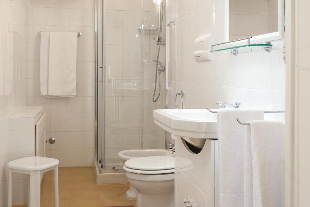 B&B Risveglio Col Rosone Lecce Exterior photo